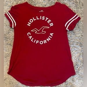 Women’s Hollister Tee Shirt